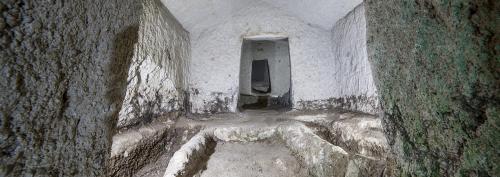 Necropoli Etrusca Cento Camere