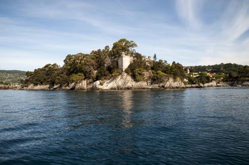 Promontorio E Torre Di Punta Pagana