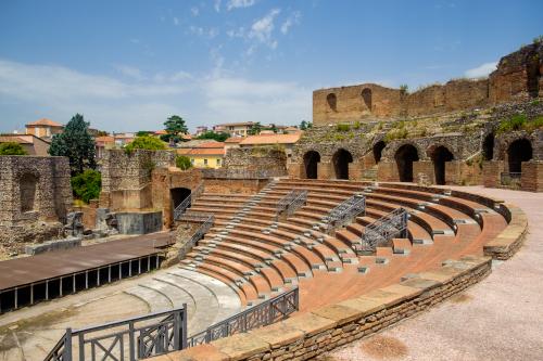 Teatro Romano Di Benevento